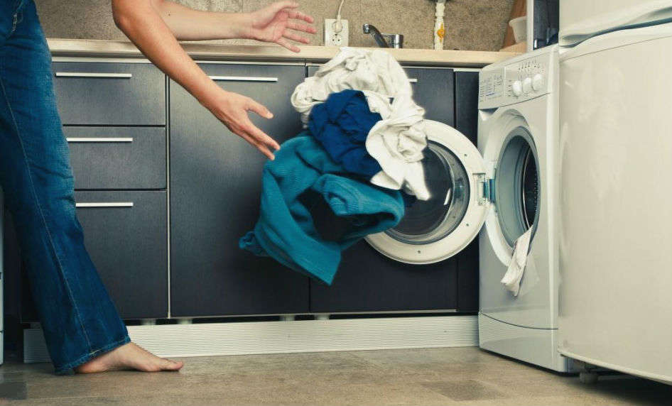 Quer saber o jeito certo de lavar sua roupa? Leia a etiqueta - Homem No