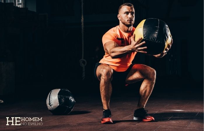 Homem No Espelho - Musculação ou aeróbico o que fazer primeiro no treino
