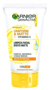 Homem No Espelho - Garnier Sabonete Líquido Facial Uniform & Matte com Vitamina C