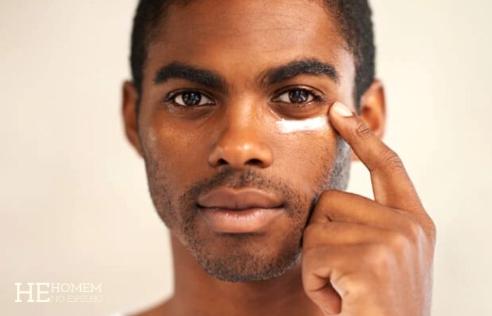 Homem No Espelho - Por que se deve usar creme de contorno dos olhos
