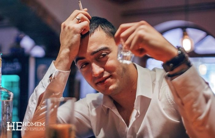 Homem No Espelho - dúvidas sobre cuidados com cabelo masculino