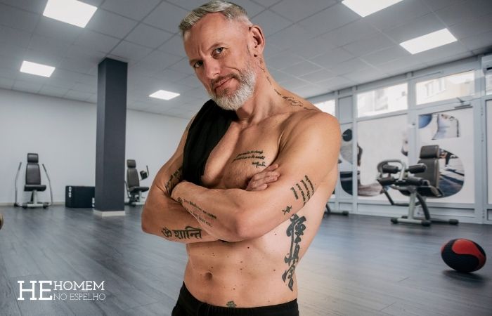 Homem No Espelho - como ficar em forma depois dos 55 anos