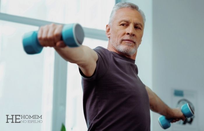 Homem No Espelho - como ficar em forma dos 45 aos 55 anos