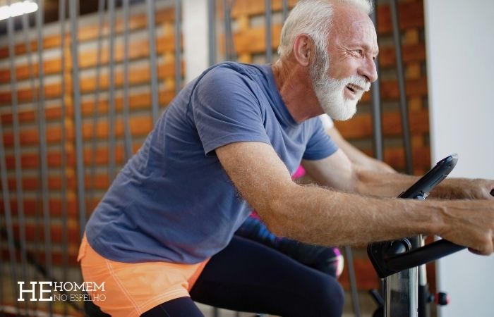 Homem No Espelho - como ficar em forma depois dos 55 anos