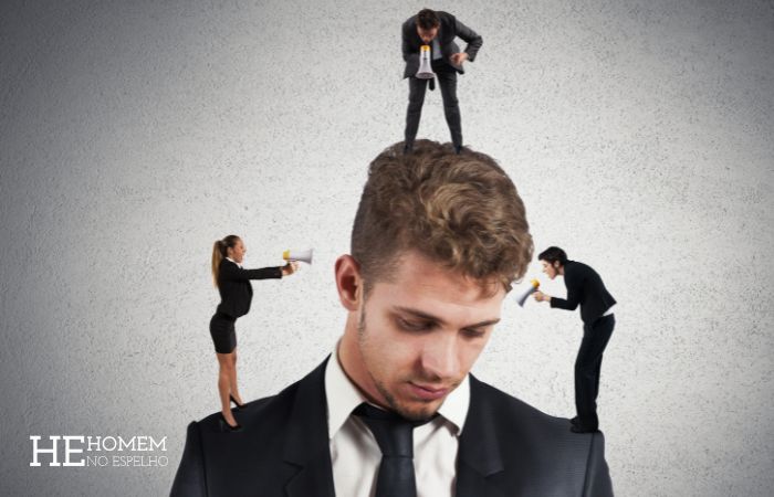 Pensamentos e juízos pessoais que arruinam a autoestima