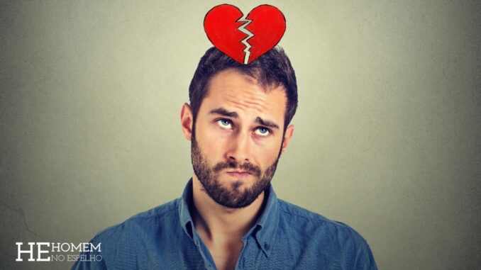 Homem No Espelho - Pensamentos e juízos pessoais que arruinam a autoestima