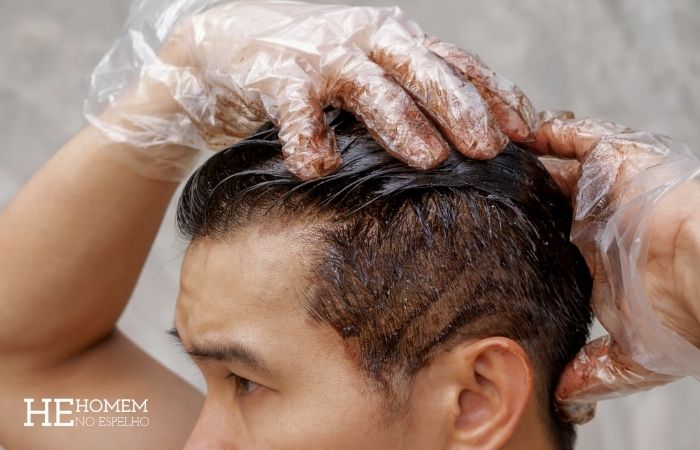 Homem No Espelho - tingimento de cabelo masculino