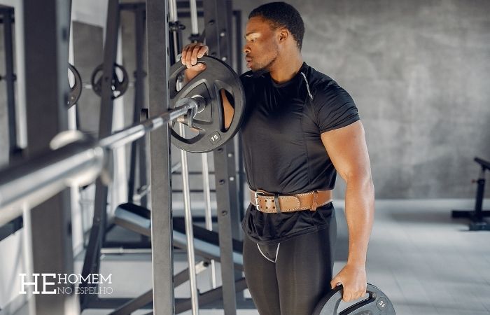 Homem No Espelho - Treino de musculação para iniciantes