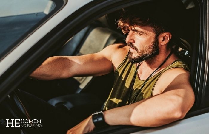 Homem No Espelho - A queimadura da praia não é o pior dano do sol na pele