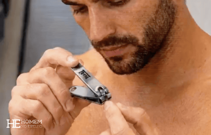 Homem No Espelho - cuidados masculinos com rosto e corpo