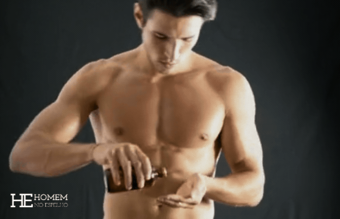 Homem No Espelho - cuidados masculinos com rosto e corpo